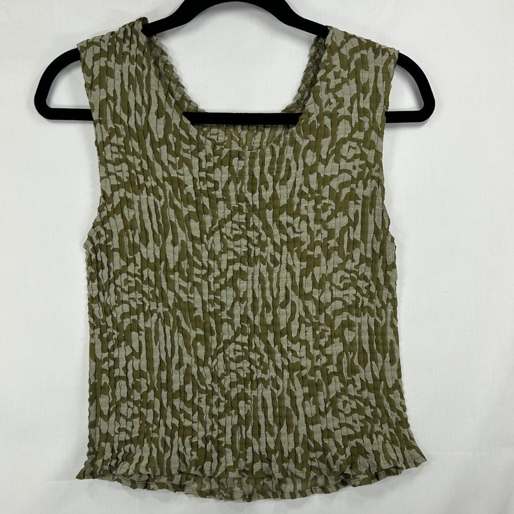 Vintage Y2K Olive Green Crinkle Popcorn Pleated Tank Top Abstract Scoop Neck